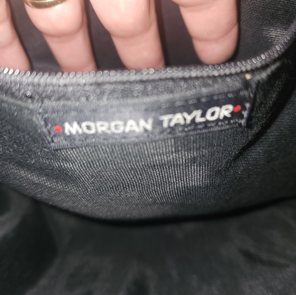 Morgan Taylor Quilted Chain Strap Shoulder Bag - Picture 3 of 8